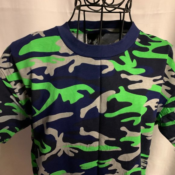 Lady 12 Seattle Seahawks Camo T-shirt - Picture 2 of 5